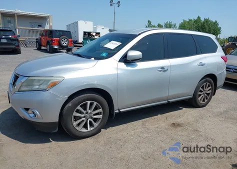 2014 Nissan Pathfinder S from USA, damaged, VIN 5N1AR2MMXEC663371